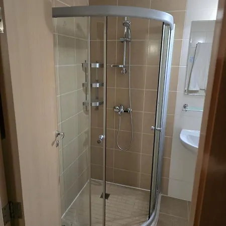 Apartman у моря с бассейном в обзоре